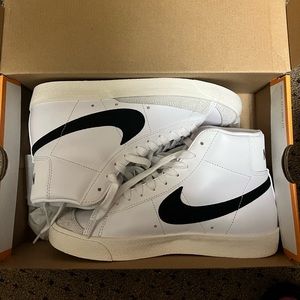 Nike Blazer mid 77 white